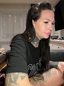 AileenInkOfficial online show from 01-17-25, 03:12