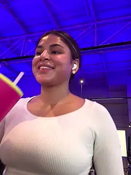 SaraParisi online show from 09-08-25, 04:50