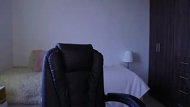 SaraParisi online show from 10-02-25, 10:17