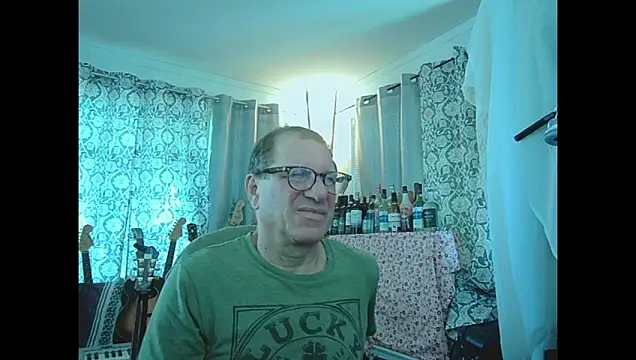 Snapshot of coryassman chatting on 06-19-26, 06:45 coryassman online show from 06-19-26, 06:45