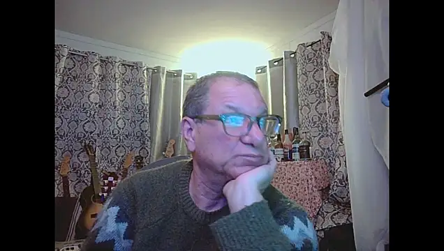 Snapshot of coryassman chatting on 06-21-26, 08:39 coryassman online show from 06-21-26, 08:39