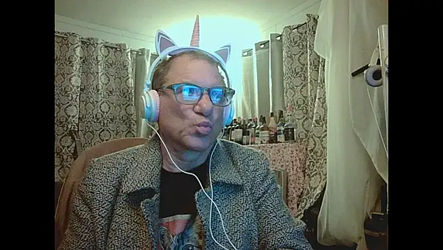 Snapshot of coryassman chatting on 06-26-26, 05:45 coryassman online show from 06-26-26, 05:45