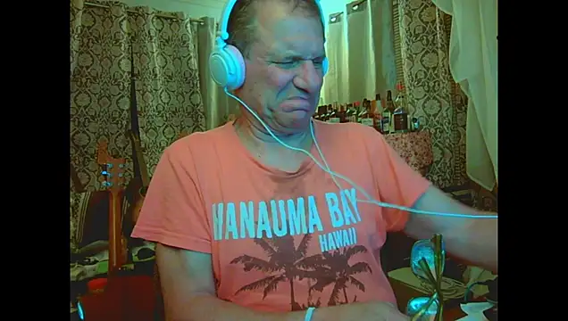 Snapshot of coryassman chatting on 07-04-26, 05:35 coryassman online show from 07-04-26, 05:35