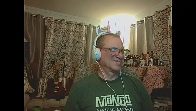Snapshot of coryassman chatting on 07-07-26, 07:23 coryassman online show from 07-07-26, 07:23