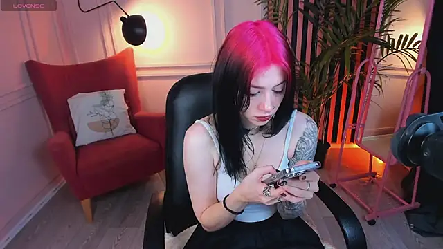 arielabradberry online show from 12-19-24, 10:13