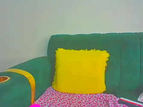 cutesmiling online show from 07-31-26, 01:43