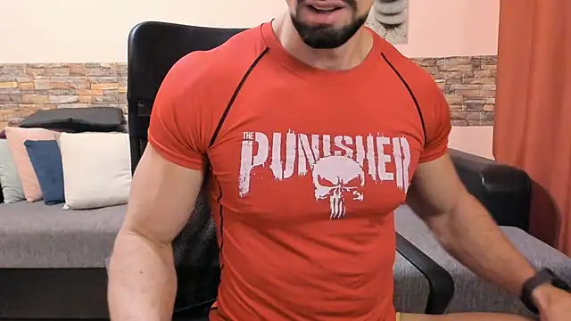 Snapshot of HotHunkTrainer chatting on 12-21-25, 08:32 HotHunkTrainer online show from 12-21-25, 08:32