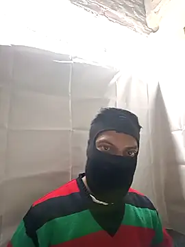 Snapshot of model_yesx chatting on 02-05-26, 02:43 model yesx online show from 02-05-26, 02:43