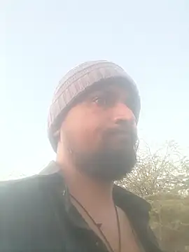 Snapshot of lovesuna chatting on 03-03-25, 01:53 lovesuna online show from 03-03-25, 01:53