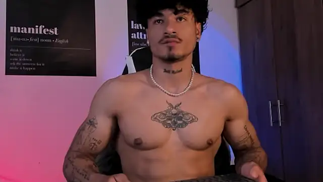 Snapshot of Thomas_Fit1 chatting on 03-11-26, 07:20 Thomas Fit1 online show from 03-11-26, 07:20