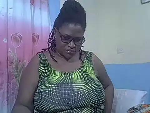 Snapshot of sexy_bigboobss chatting on 03-22-25, 07:31 sexy bigboobss online show from 03-22-25, 07:31