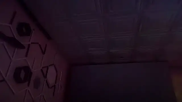 Snapshot of YouLikeBigDick9 chatting on 10-17-25, 05:37 YouLikeBigDick9 online show from 10-17-25, 05:37