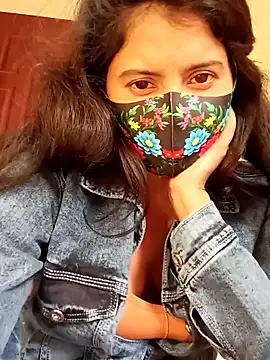 Snapshot of Cute_Nipa chatting on 12-18-24, 09:36 Cute Nipa online show from 12-18-24, 09:36