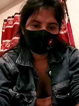 Snapshot of Cute_Nipa chatting on 12-21-24, 03:20 Cute Nipa online show from 12-21-24, 03:20