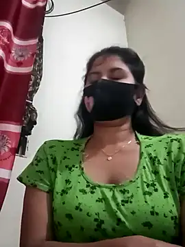 Snapshot of Cute_Nipa chatting on 01-19-25, 06:10 Cute Nipa online show from 01-19-25, 06:10