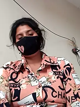 Snapshot of Cute_Nipa chatting on 01-25-25, 09:15 Cute Nipa online show from 01-25-25, 09:15