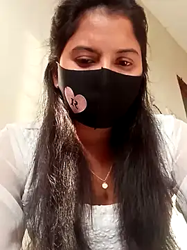 Snapshot of Cute_Nipa chatting on 02-06-25, 10:15 Cute Nipa online show from 02-06-25, 10:15