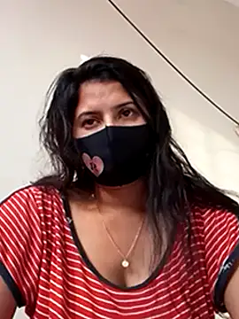 Snapshot of Cute_Nipa chatting on 02-19-25, 10:45 Cute Nipa online show from 02-19-25, 10:45