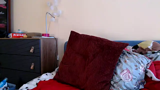 Snapshot of Scarlettford chatting on 01-03-25, 12:41 Scarlettford online show from 01-03-25, 12:41