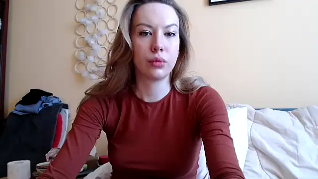 Snapshot of Scarlettford chatting on 03-22-25, 10:39 Scarlettford online show from 03-22-25, 10:39