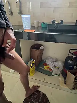 Snapshot of Telugukannadaboy69 chatting on 10-09-25, 04:10 Telugukannadaboy69 online show from 10-09-25, 04:10