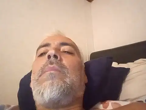 Xoc8  online show from 12-04-24, 08:40