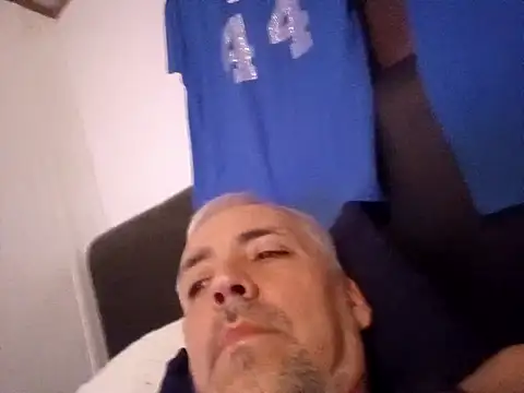 Xoc8  online show from 02-08-25, 04:36