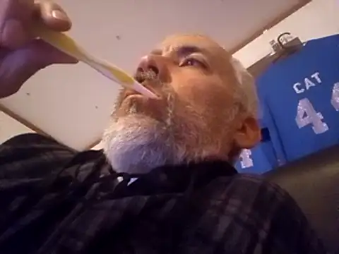 Xoc8  online show from 02-22-25, 11:46