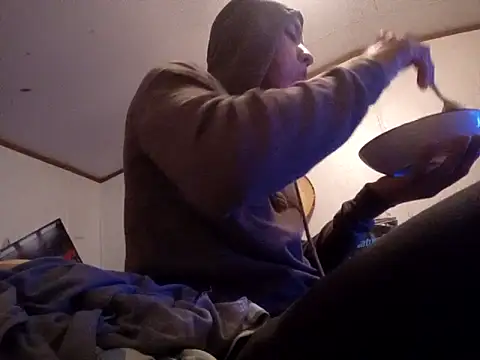 Xoc8  online show from 02-26-25, 06:32