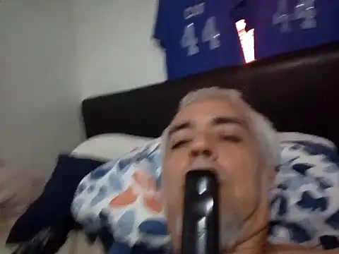 Xoc8  online show from 09-08-25, 08:41