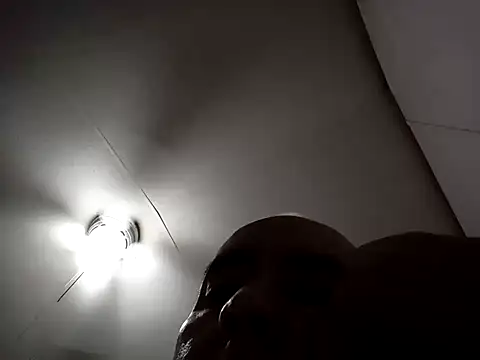 Xoc8  online show from 11-18-25, 10:31