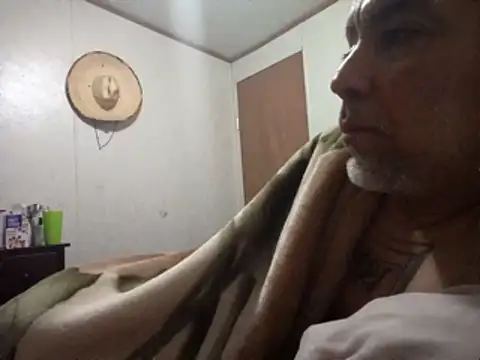 Xoc8  online show from 01-14-26, 04:01