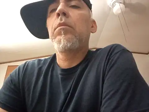 Xoc8  online show from 04-24-26, 08:44