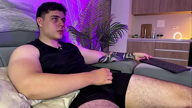 Snapshot of odin_blake chatting on 12-17-25, 01:55 odin blake online show from 12-17-25, 01:55