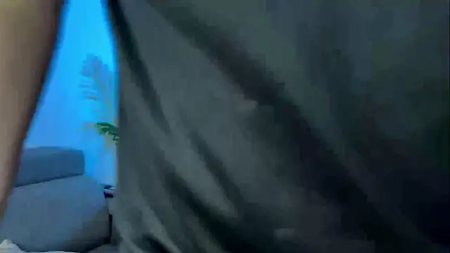 Snapshot of odin_blake chatting on 12-21-25, 02:19 odin blake online show from 12-21-25, 02:19