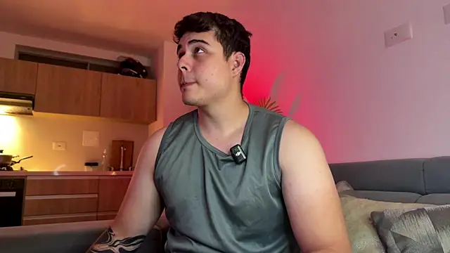 Snapshot of odin_blake chatting on 01-14-26, 02:28 odin blake online show from 01-14-26, 02:28