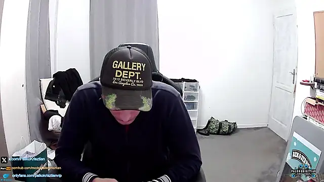 Snapshot of PKrisztian chatting on 11-26-25, 08:43 PKrisztian online show from 11-26-25, 08:43