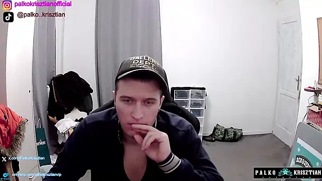 Snapshot of PKrisztian chatting on 01-06-26, 11:07 PKrisztian online show from 01-06-26, 11:07