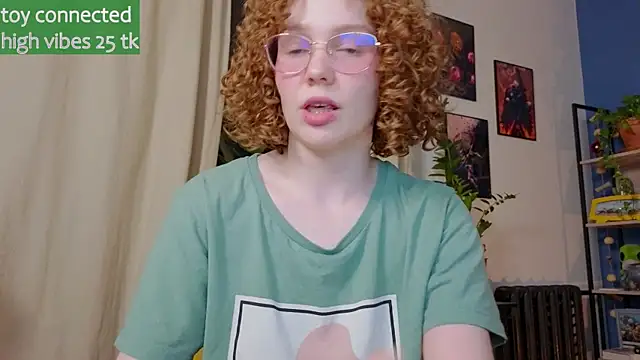 Snapshot of _lightmyfire chatting on 03-21-25, 08:29 lightmyfire online show from 03-21-25, 08:29