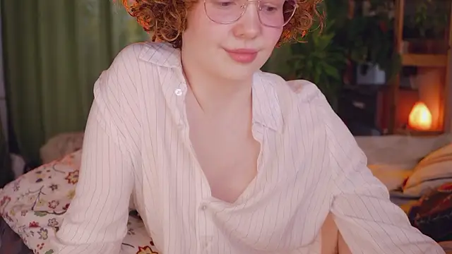 Snapshot of _lightmyfire chatting on 02-20-26, 07:10 lightmyfire online show from 02-20-26, 07:10