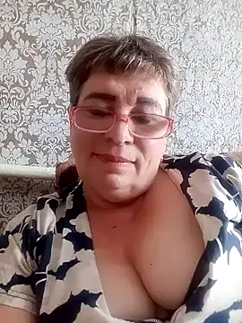 Snapshot of Lee_Nell chatting on 12-12-24, 06:36 Lee Nell online show from 12-12-24, 06:36