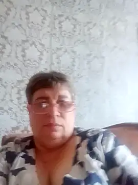 Snapshot of Lee_Nell chatting on 12-13-24, 06:00 Lee Nell online show from 12-13-24, 06:00