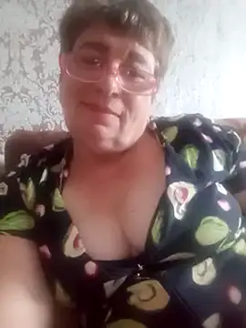 Snapshot of Lee_Nell chatting on 01-05-25, 04:25 Lee Nell online show from 01-05-25, 04:25