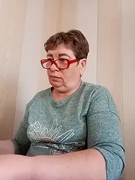 Snapshot of Lee_Nell chatting on 01-24-25, 04:37 Lee Nell online show from 01-24-25, 04:37
