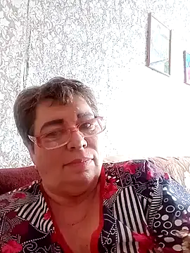 Snapshot of Lee_Nell chatting on 02-08-25, 09:56 Lee Nell online show from 02-08-25, 09:56
