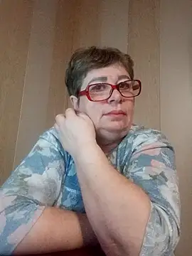 Snapshot of Lee_Nell chatting on 02-12-25, 02:14 Lee Nell online show from 02-12-25, 02:14