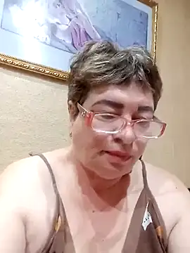Snapshot of Lee_Nell chatting on 02-16-25, 11:48 Lee Nell online show from 02-16-25, 11:48