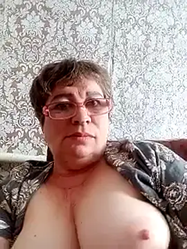 Snapshot of Lee_Nell chatting on 03-10-25, 06:16 Lee Nell online show from 03-10-25, 06:16