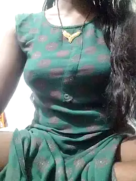 rituporna2004 online show from 02-01-25, 01:30