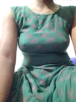 rituporna2004 online show from 12-20-25, 03:35